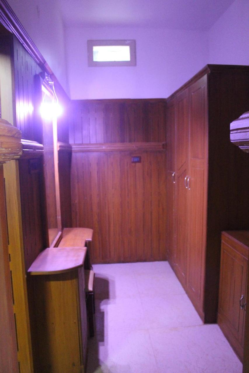 Hôtel Nikhil Ayurvedic Heritage à Varkala Extérieur photo