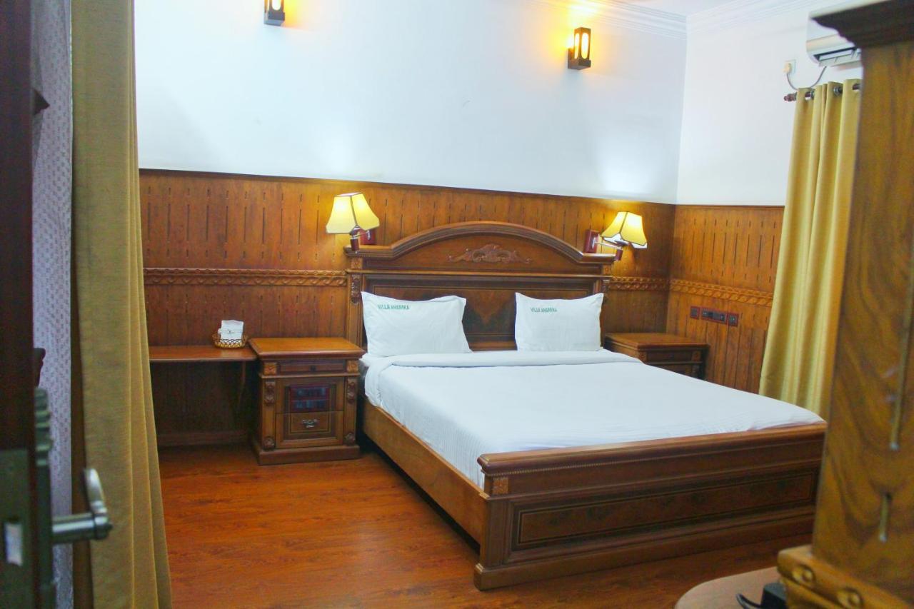 Hôtel Nikhil Ayurvedic Heritage à Varkala Extérieur photo