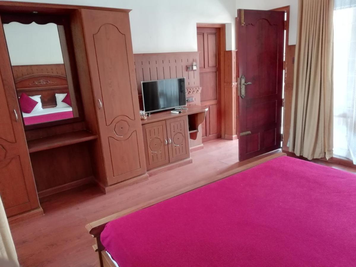 Hôtel Nikhil Ayurvedic Heritage à Varkala Extérieur photo